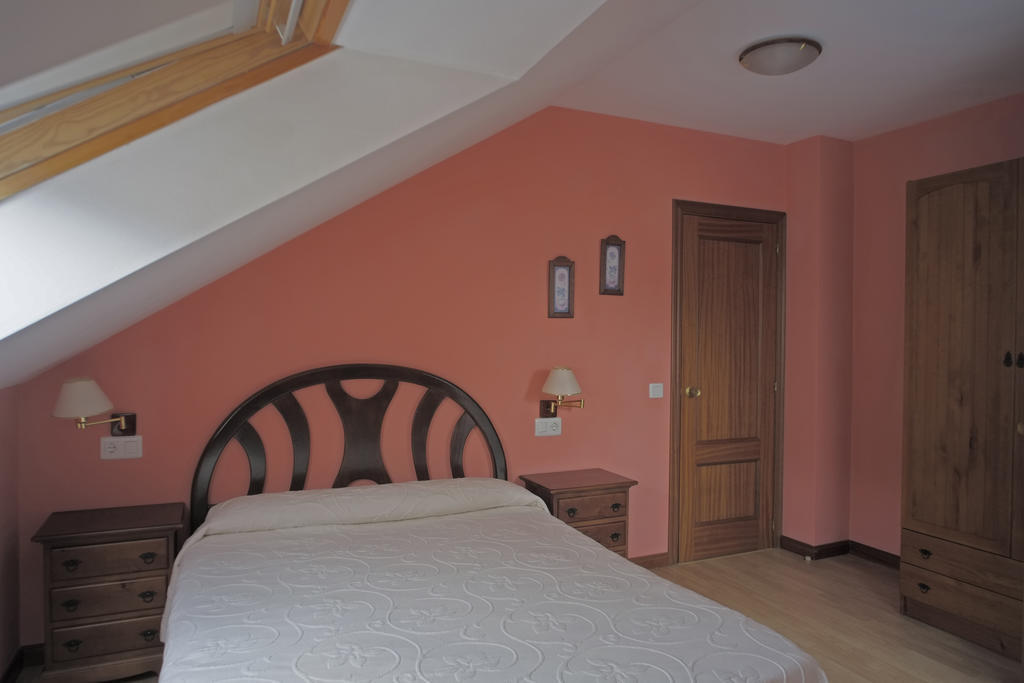 La Rectoral De San Juan Guest House El Franco Ruang foto